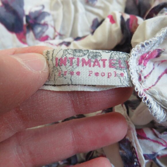 INTIMATELY FREE PEOPLE Flow Feathers Floral Ruffle Dress Boho Fairy Beach Size M - Picture 12 of 13